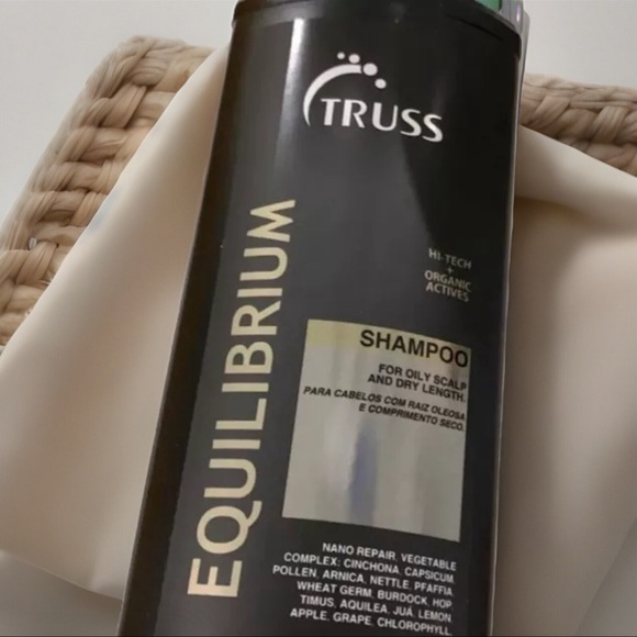 TRUSS Professional Equilibrium Shampoo Oily Hair 10.14oz Treatment Haircare - Picture 11 of 15